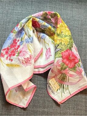 Gucci Floral Pink Edge Silk handkerchief by Paolo Gucci